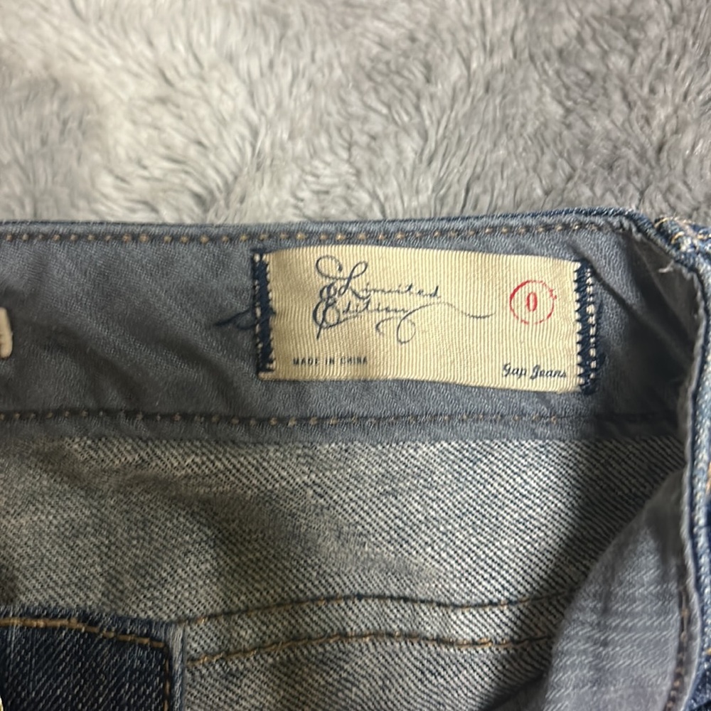 Gap jeans size 0 - Picture 3 of 5